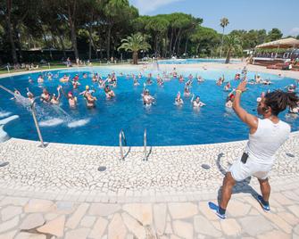 Baia Domizia Camping Village - Baia Domizia