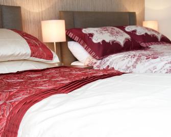 Landguard House Bed Only - Southampton - Bedroom