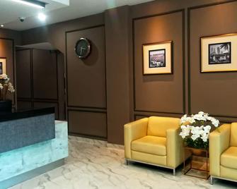 The Loft Plaza Hotel - Bangi - Lobby