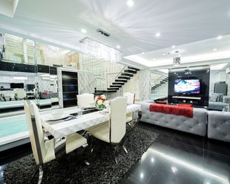 Luks Lofts Hotel & Residences - Batangas