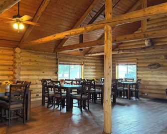 Modern RV on the shores of Maria Lake. - Walsenburg - Restaurant
