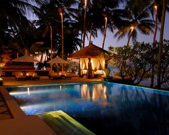 Spa Village Resort Tembok Bali - Tejakula - Pool
