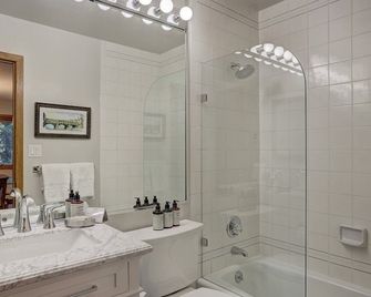 Townsend Place at Beaver Creek - Avon - Bathroom