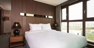 Raonstay in Perla Hotel - Jinju - Bedroom