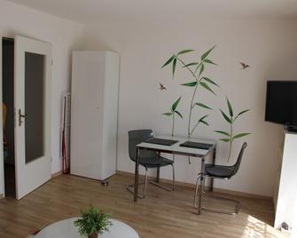 Zv-Scholtz Burghausen Mozartstr, 15 Ap-K - Burghausen