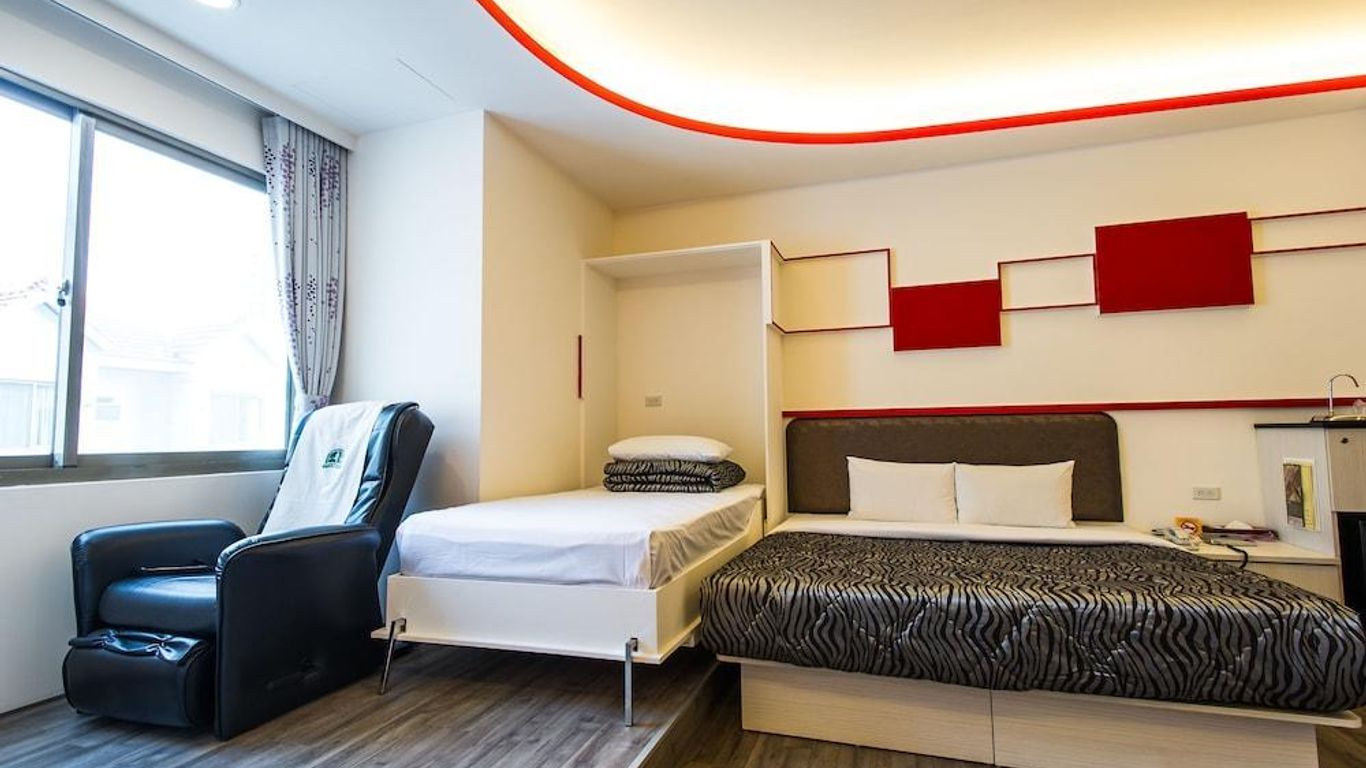 يوان تشياو موتل