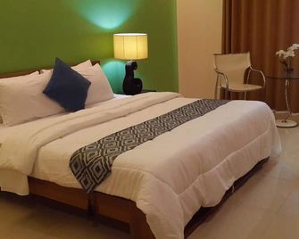 Ybc Grand Hotel - Olóngapo - Habitación