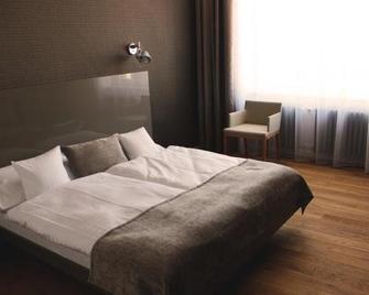 Hotel Lev - Levice - Camera da letto