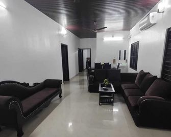 Alleppey Evergreen Villa - Alappuzha - Lobby