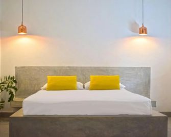 City Beds-The Regent - Colombo - Bedroom