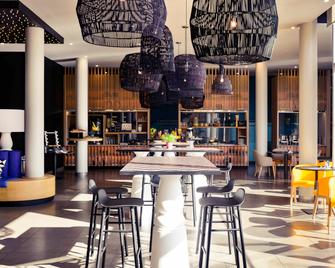 Mercure Lyon Genas Eurexpo - Genas - Bâtiment