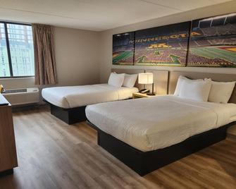 Days Hotel by Wyndham University Ave SE - Mineápolis - Habitación