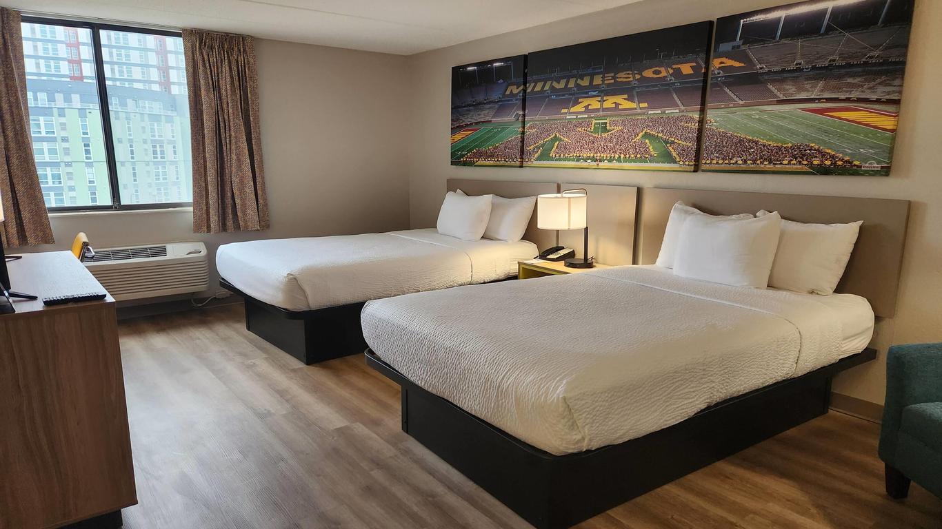 Days Hotel by Wyndham University Ave SE