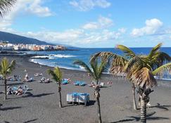 Apartamentos Chinyero - Puerto de la Cruz - Beach