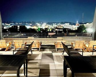 Urban Luxury Retreat:mercantile On Morris/1br/Wifi - Birmingham