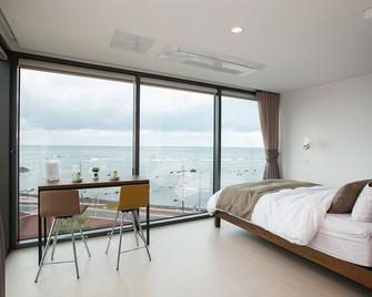Vista Resort Jeju - Jeju City - Makuuhuone