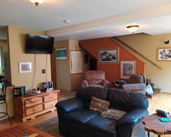You'll find that Alaska Starts Here - Ketchikan - Living room