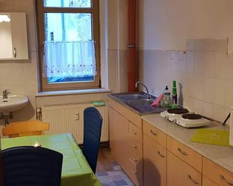 Monteurzimmer Talstrasse 2 - Nossen - Kitchen