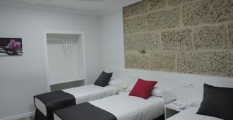 Hotel Junquera - Vigo - Bedroom