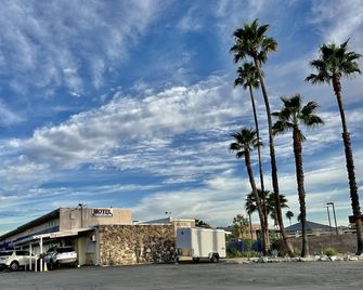 American Inn - Perris - Perris - Outdoors view
