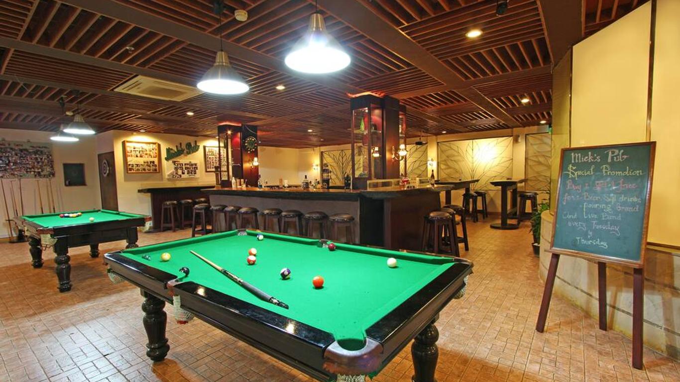 Harmoni Suites Hotel