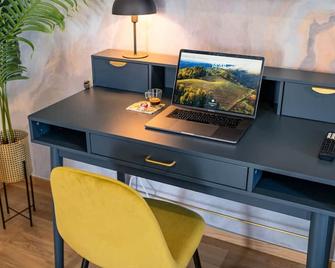 River Prime Studio - 5min to HBF - Wetzlar - Business center