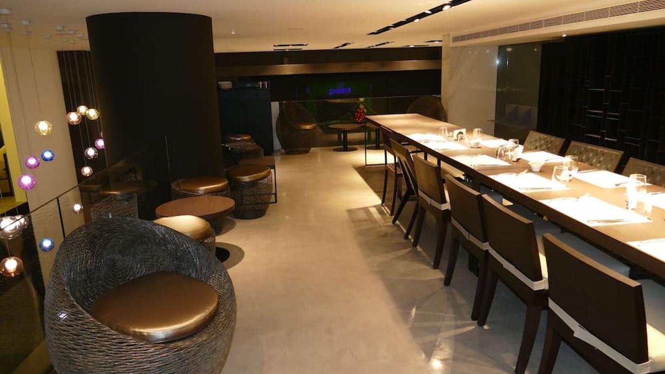 فندق ثري أو ناين