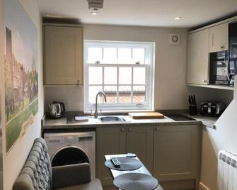 The Lodgings - Beverley - Kitchen