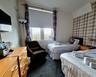 Aberfoyle Inn - Aberfoyle - Bedroom