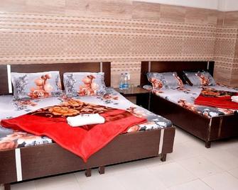 Asha Guest House - Amritsar - Bedroom