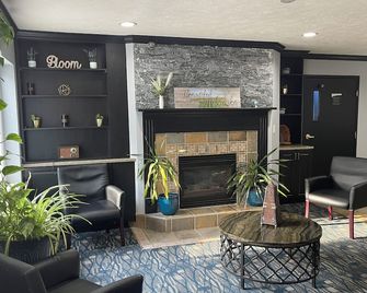 New Victorian Suites - Lincoln - Lobby