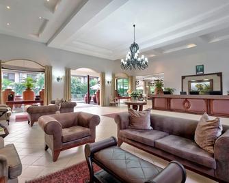 Protea Hotel by Marriott Livingstone - Livingstone - Lobby