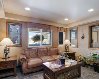 Best Western Bidarka Inn - Homer - Stue