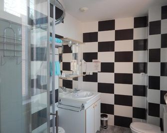 Le Lion D'or - Ouroux-en-Morvan