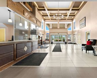 Best Western Williams Lake Hotel - Williams Lake - Lobby