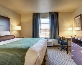 Cobblestone Inn & Suites - Steele - Steele - Bedroom