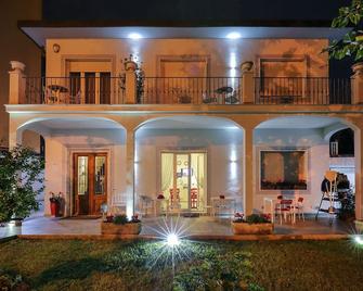 فلورينس كومفورت بد آند بريكفاست - فلورنس - مبنى