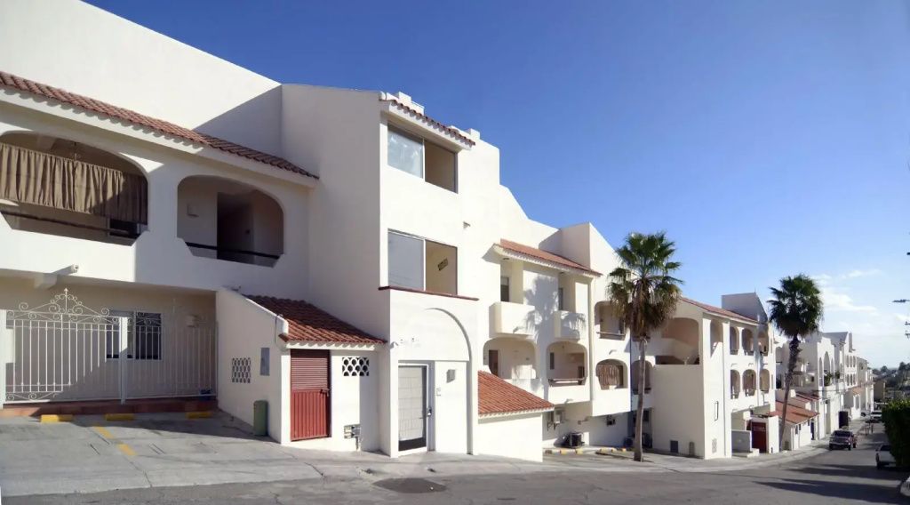 Hotel & Suites Las Palmas - San José del Cabo - Building