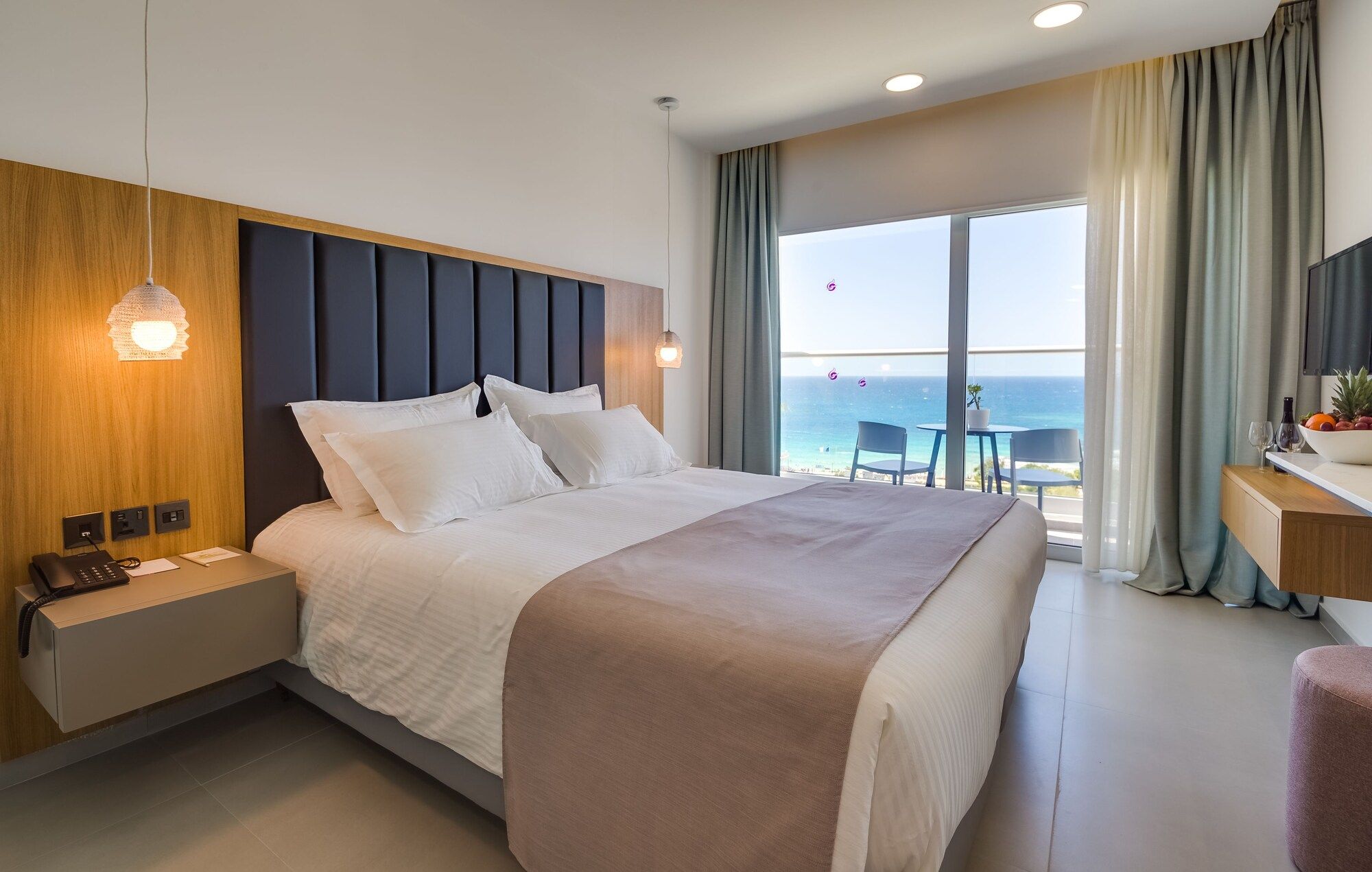 Napa Mermaid Hotel & Suites - איה נאפה