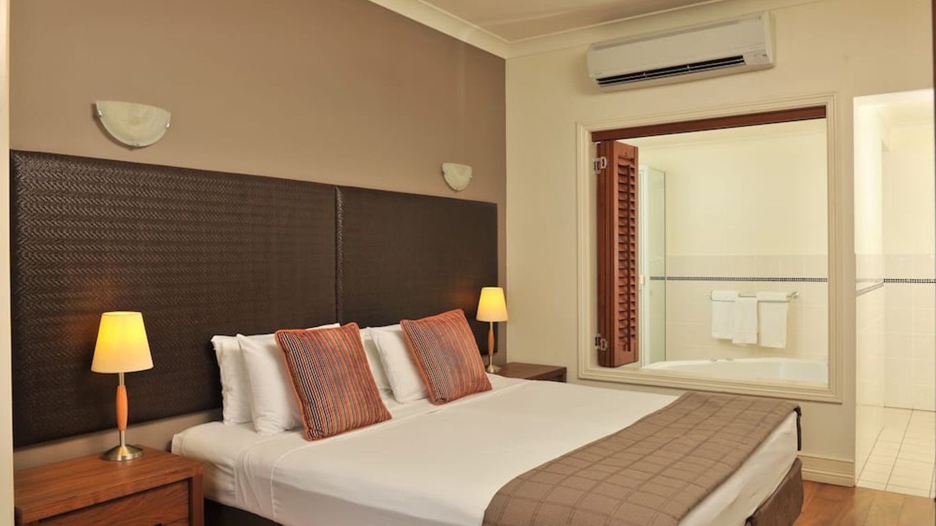 Mantra on the Inlet Port Douglas