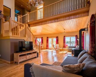 Escapade au chalet - Moment présent - Saint-Jean-Port-Joli - Living room