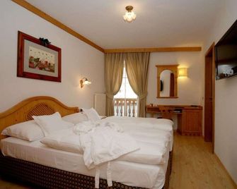 Central Hotel - Moena