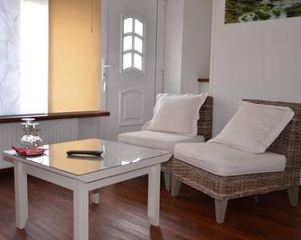 Hotel am Nordkreuz - Harrislee - Obývací pokoj