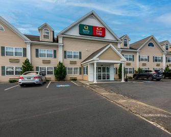 Econo Lodge Auburn I-95 - Auburn - Edificio