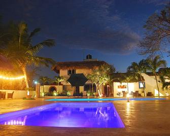 Hotel Playa Catalina - Ла Романа