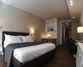 Prestige Rooms Chiaia - נאפולי - חדר שינה