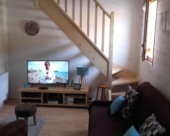 T2 renovated warm comfort - Les Angles - Sala de estar