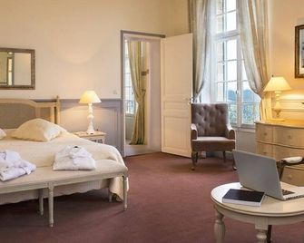 Hôtel Château de l'Hermitage - Ennery - Habitación