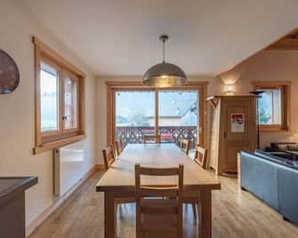 Le Lou Clerouzy - 6 personnes - Samoëns - Essbereich