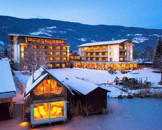 Hotel Seerose - Bodensdorf - Edificio